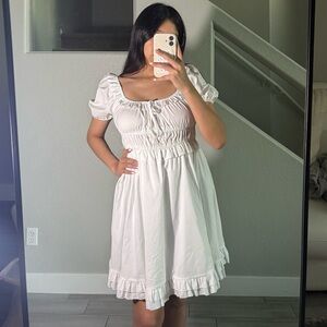 Elegant White Puff Sleeve Dress